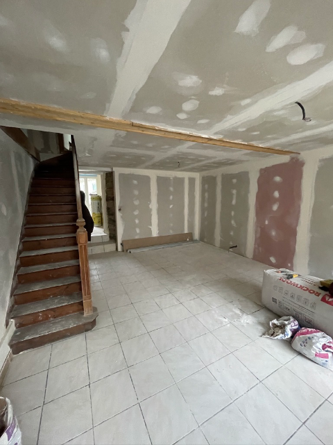 FA5A5650-4EB2-42C2-B529-6E0C49FF1669_1_105_c